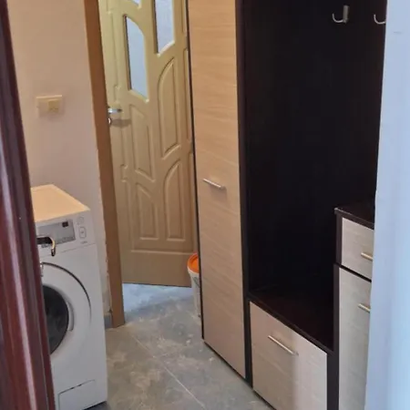 Garsiniera ,10 Minute Mare! Apartment Constanta